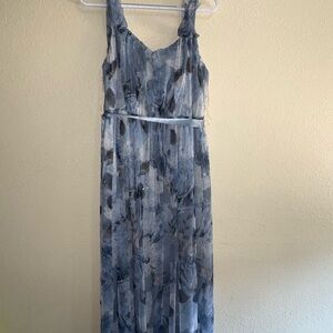 NWOT Chic Blue Patterned Maxi Dress